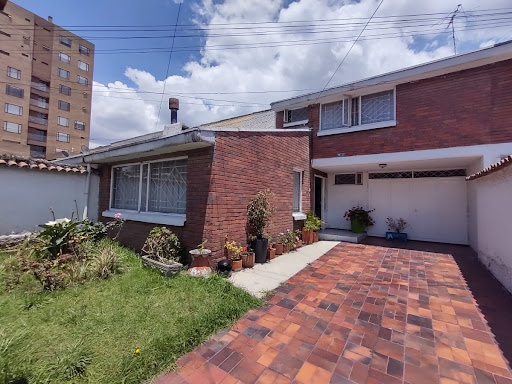 Casa en venta en Pasadena, Bogotá · foto 2 de 23
