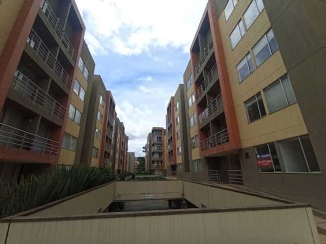 Apartamento de 2 alcobas en venta en Horizontes, Bogotá, 67 m² · foto 4 de 24