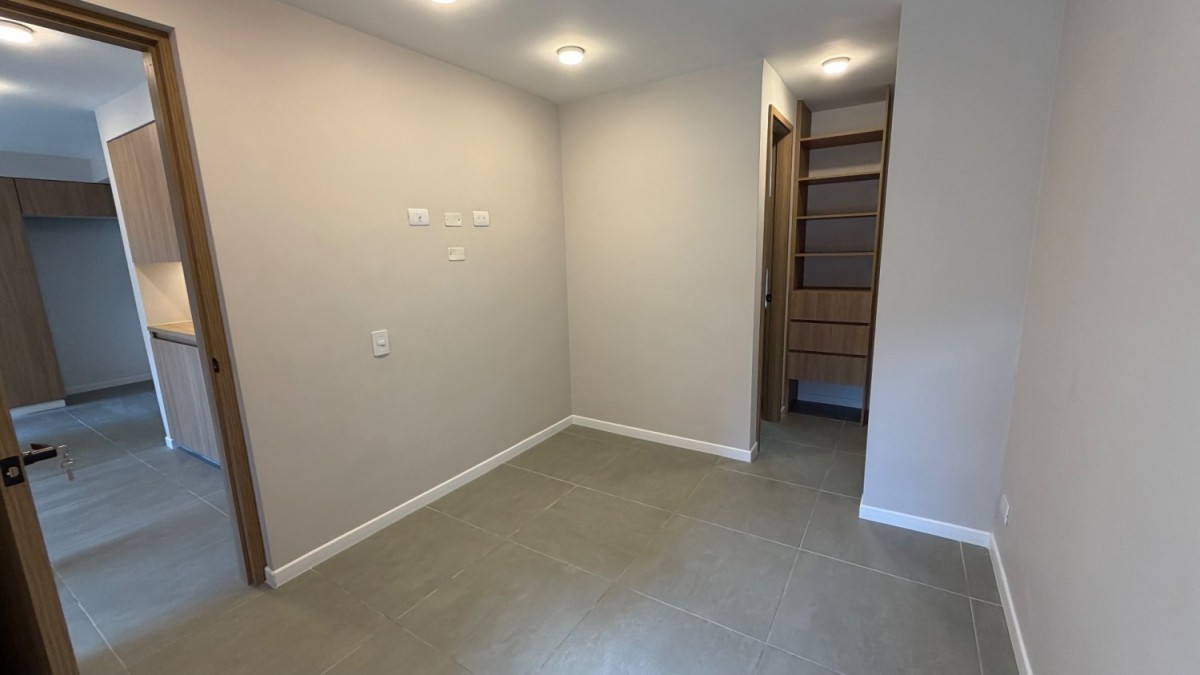 Apartamento en venta en Bellavista, Cali · foto 8 de 18