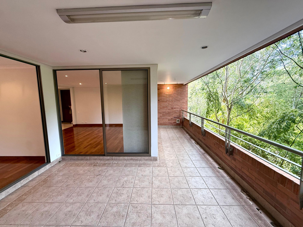 Apartamento en Arriendo en El Poblado, Medellín