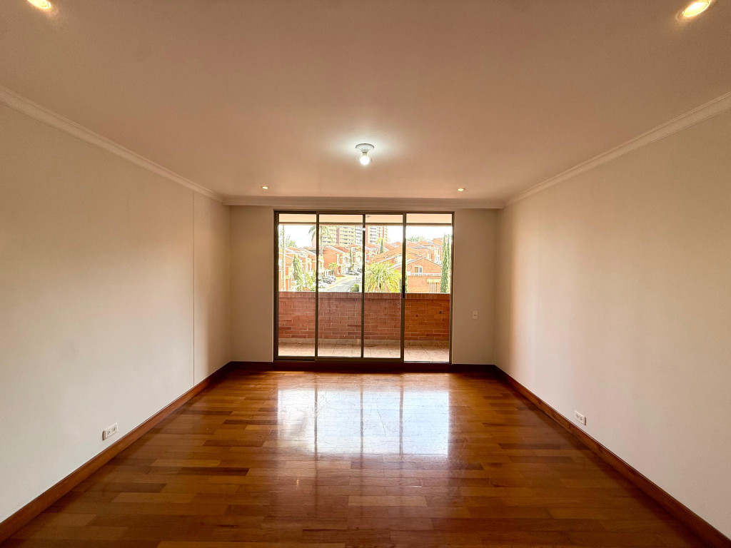 Apartamento en arriendo en El Poblado, Medellín · foto 12 de 24