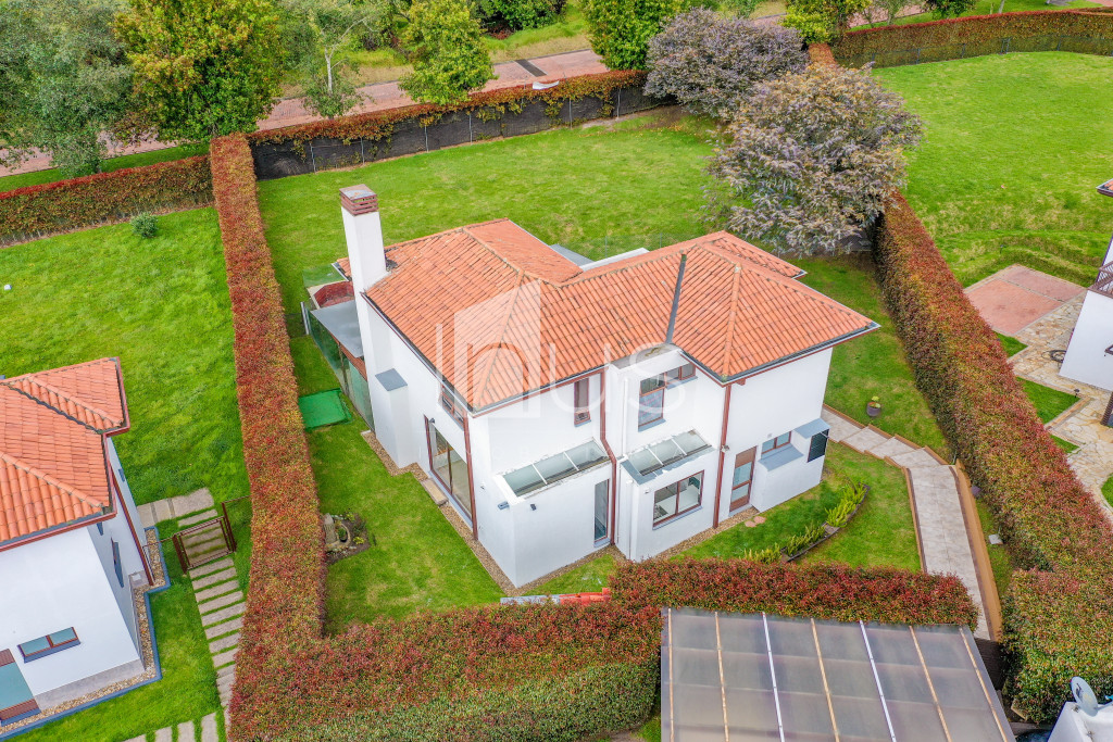 Casa en Arriendo en Sindamanoy, Chía