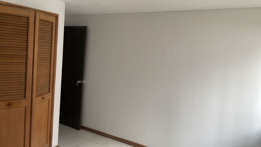 Apartamento de 3 alcobas en venta en Sotomayor, Bucaramanga, 1100 m² · foto 2 de 24