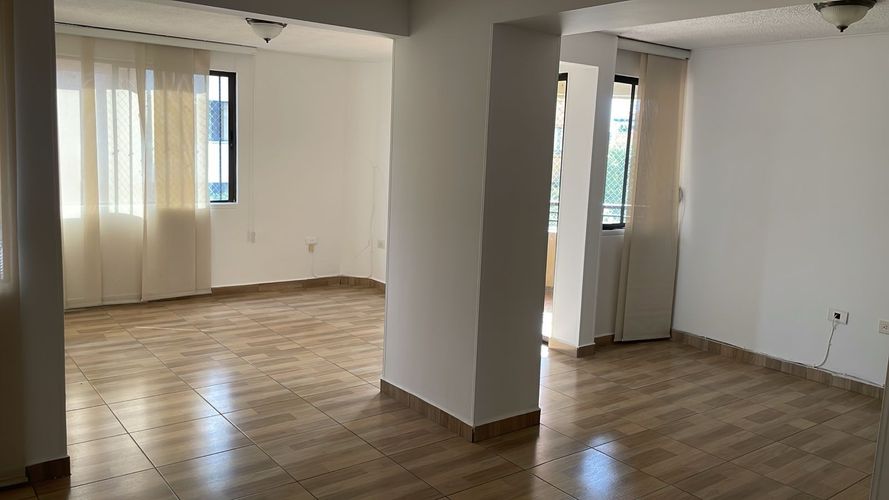 Apartamento de 3 alcobas en venta en Sotomayor, Bucaramanga, 1100 m² · foto 15 de 24