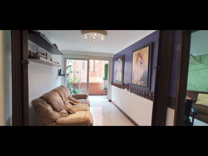 Apartamento en venta en Laureles, Medellín · foto 3 de 16