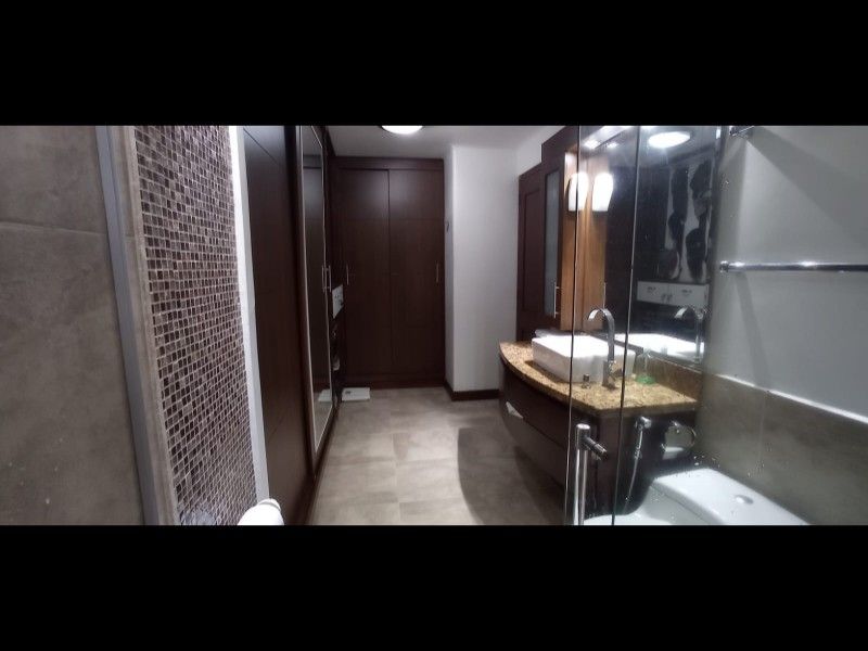 Apartamento en venta en Laureles, Medellín · foto 11 de 16