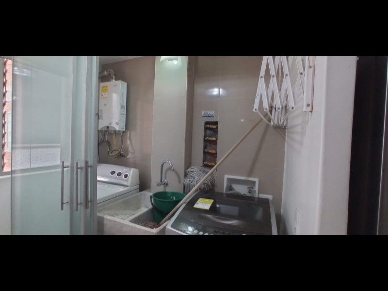 Apartamento en venta en Laureles, Medellín · foto 14 de 16