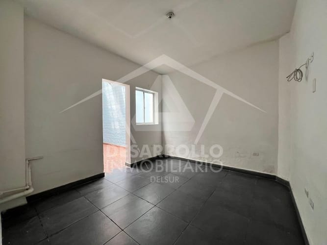 Local en arriendo en Lorena, Medellín, 205 m² · foto 3 de 18