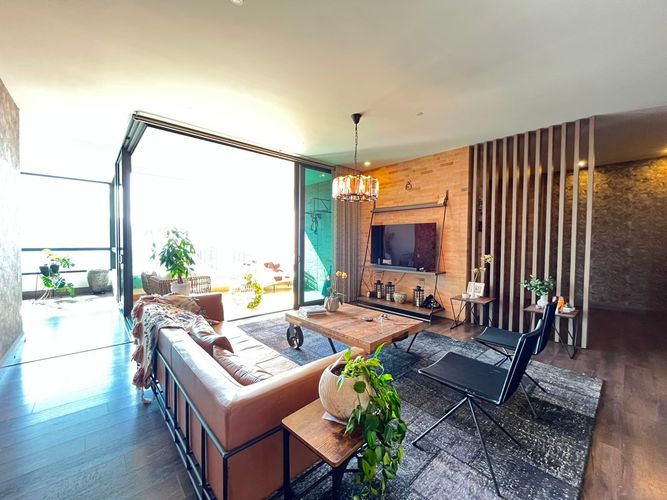 Apartamento de 3 alcobas en venta en El Poblado, Medellín, 293 m² · foto 2 de 20