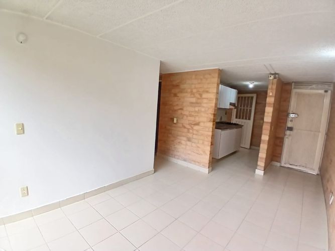 Apartamento de 2 alcobas en venta en El Tintal, Bogotá, 41 m² · foto 3 de 16