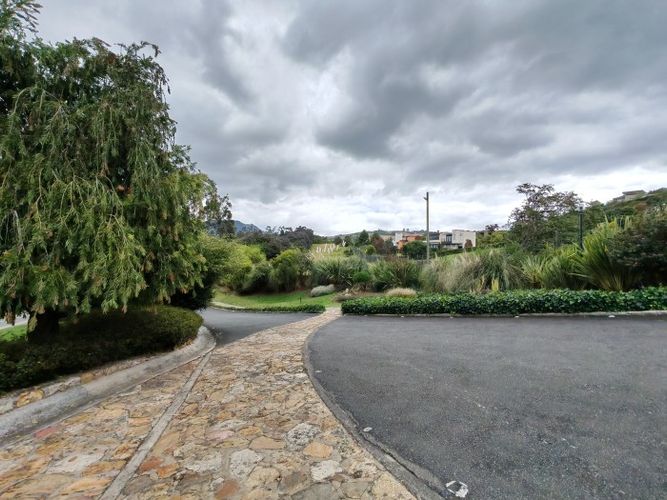 Lote en venta en Valle Alto, La Calera · foto 6 de 23