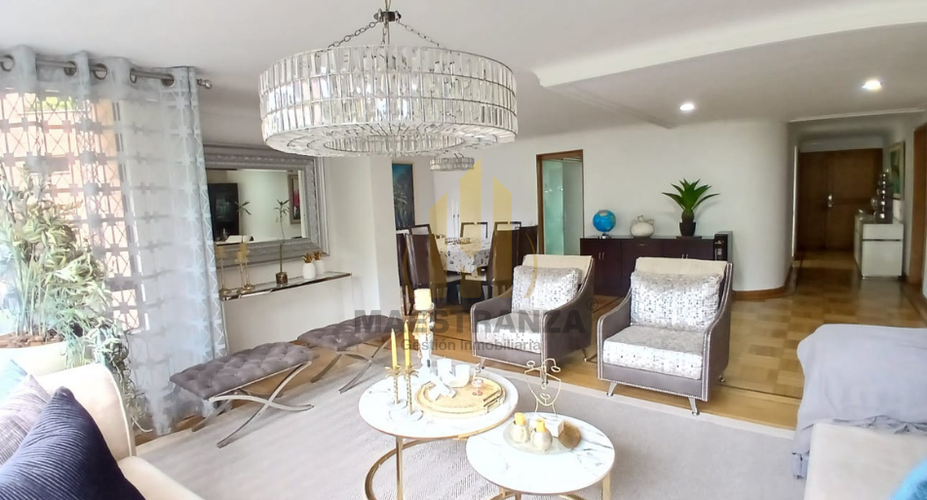 Apartamento en venta en El Poblado, Medellín · foto 5 de 24