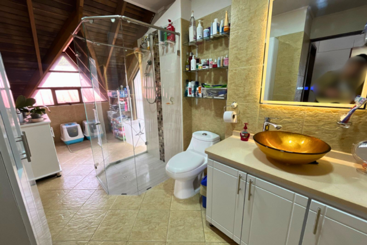 Casa de 5 alcobas en venta en Cota, 240 m² · foto 9 de 24