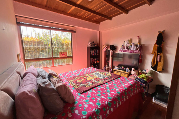 Casa de 5 alcobas en venta en Cota, 240 m² · foto 12 de 24