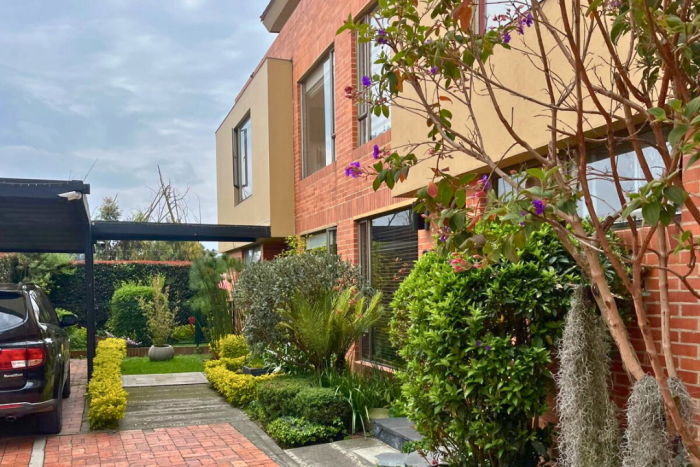 Casa en Venta en Camino de Arrayanes, Bogotá