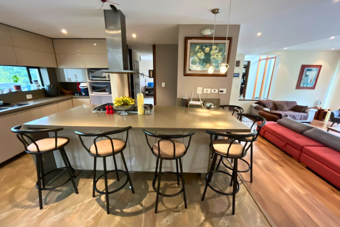 Casa de 4 alcobas en venta en Aposentos, Sopó, 285 m² · foto 3 de 22