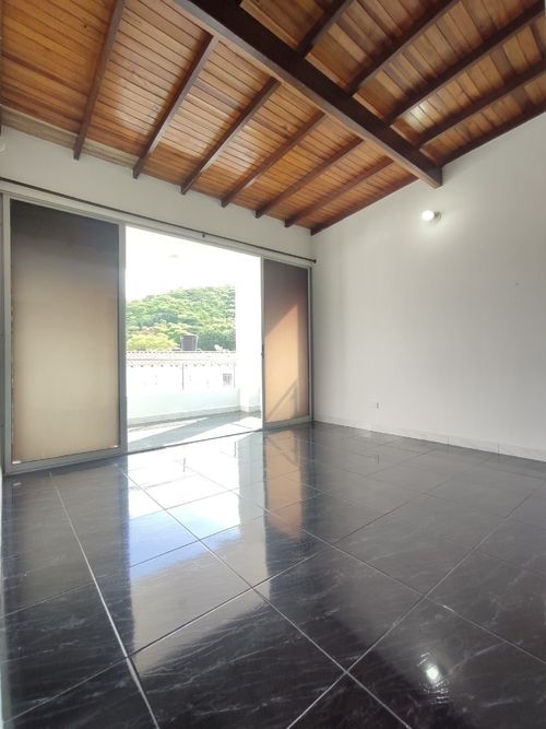 Casa de 6 alcobas en venta en Bocono, Villa del Rosario, 270 m² · foto 16 de 24