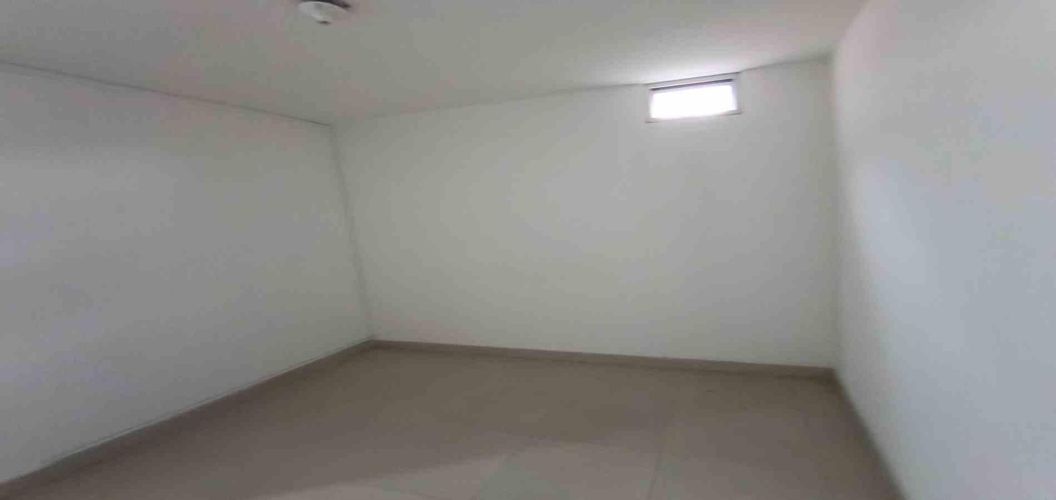 Local en venta en Las Colinas, Manizales, 29 m² · foto 9 de 11