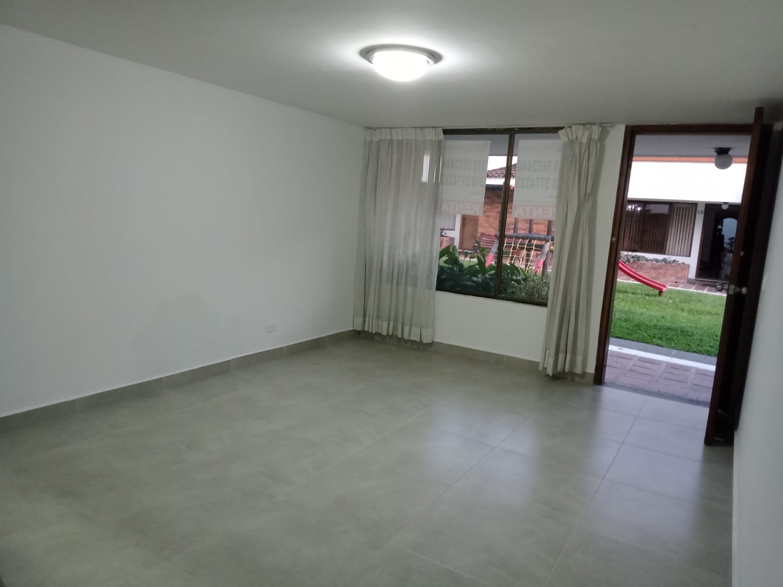 Casa en venta en San Jose Sur, Pereira · foto 3 de 14