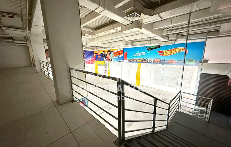 Local en venta en Milla De Oro, Medellín, 523 m² · foto 11 de 13