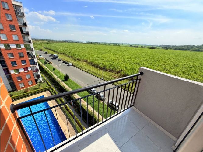 Apartamento de 2 alcobas en venta en San Pedro, Cali, 60 m² · foto 2 de 14