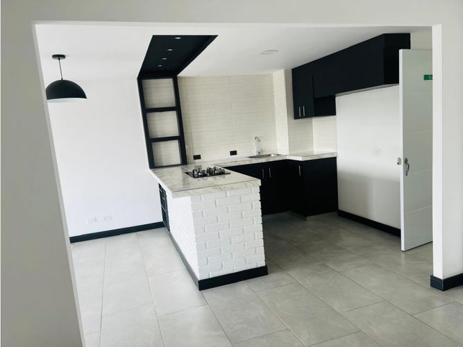 Apartamento de 3 alcobas en venta en Ciudad Pacífica, Cali, 81 m² · foto 2 de 9