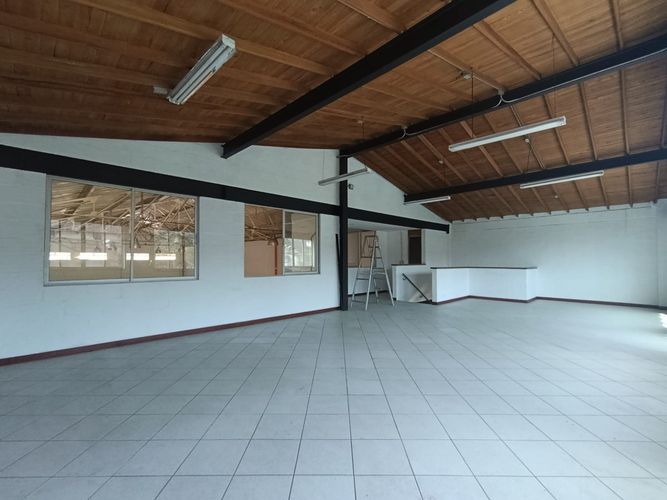 Bodega en arriendo en La Aldea, La Estrella, 673 m² · foto 10 de 14