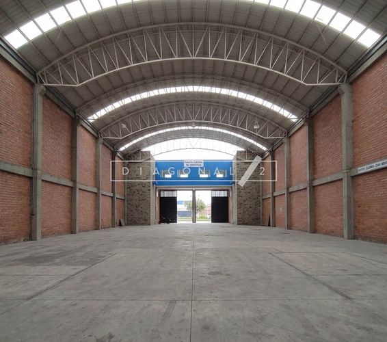 Bodega en venta en Parque Industrial San Jorge, Madrid · foto 2 de 8