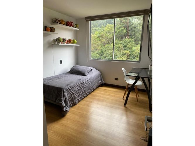 Apartamento de 2 alcobas en venta en Los Naranjos, Medellín, 94 m² · foto 6 de 10