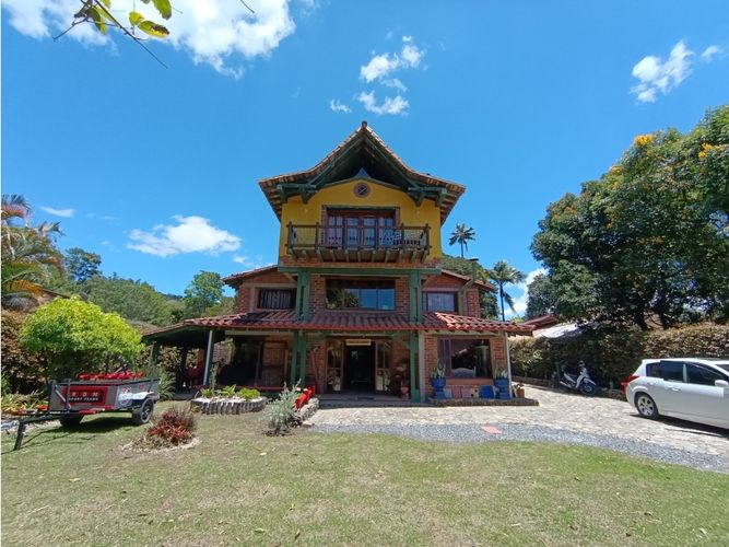Finca en venta en El Tambo, La Ceja, 250 m² · foto 4 de 24