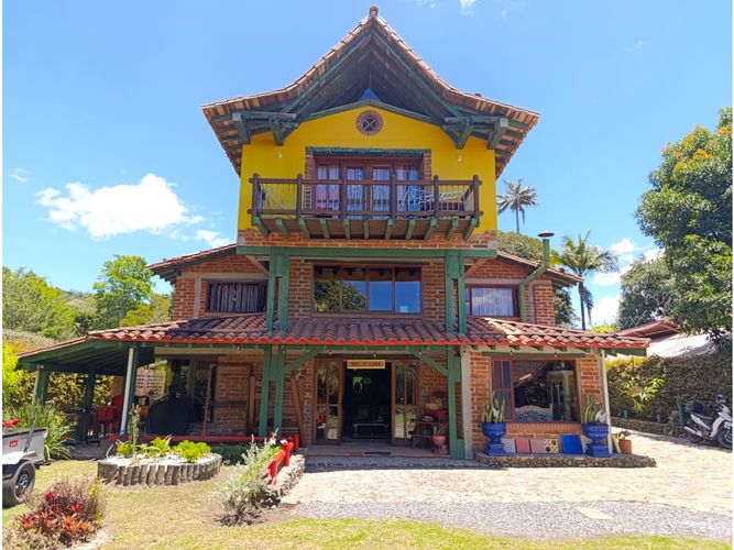 Finca en venta en El Tambo, La Ceja, 250 m² · foto 5 de 24