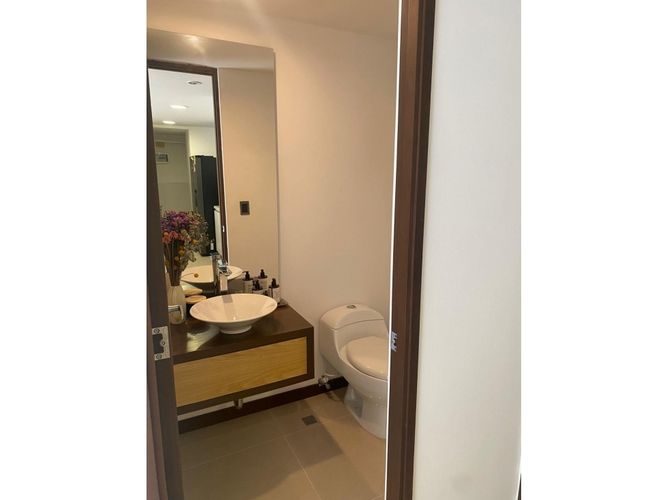 Apartamento de 2 alcobas en venta en Los Naranjos, Medellín, 94 m² · foto 10 de 10