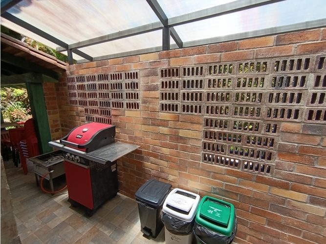 Finca en venta en El Tambo, La Ceja, 250 m² · foto 18 de 24