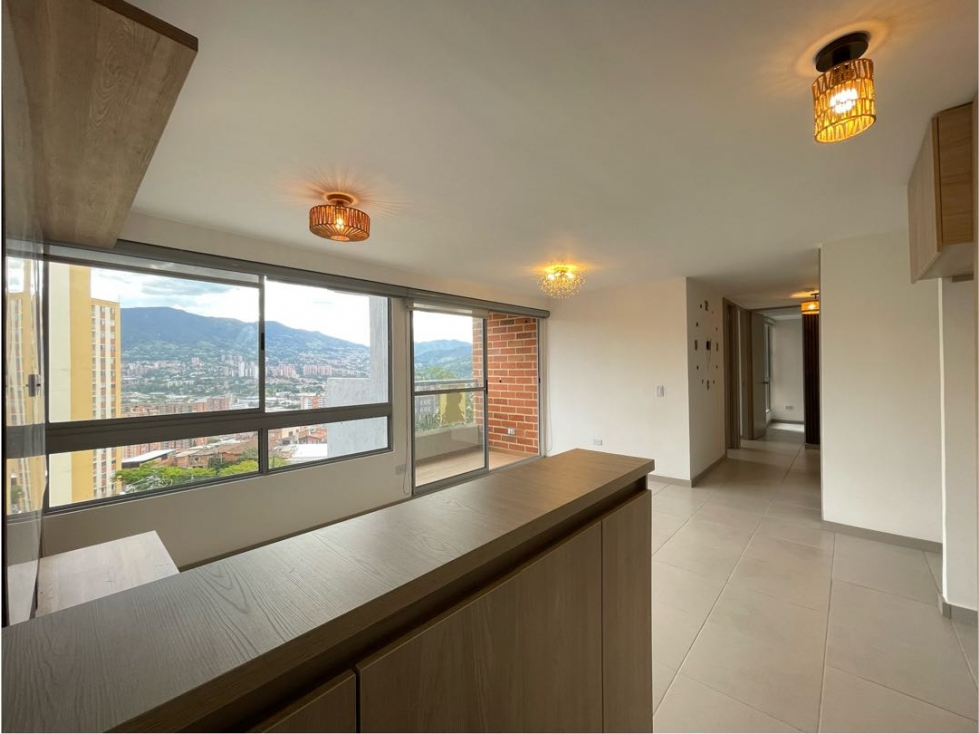 Apartamento en venta en La Cuenca, Envigado · foto 2 de 13