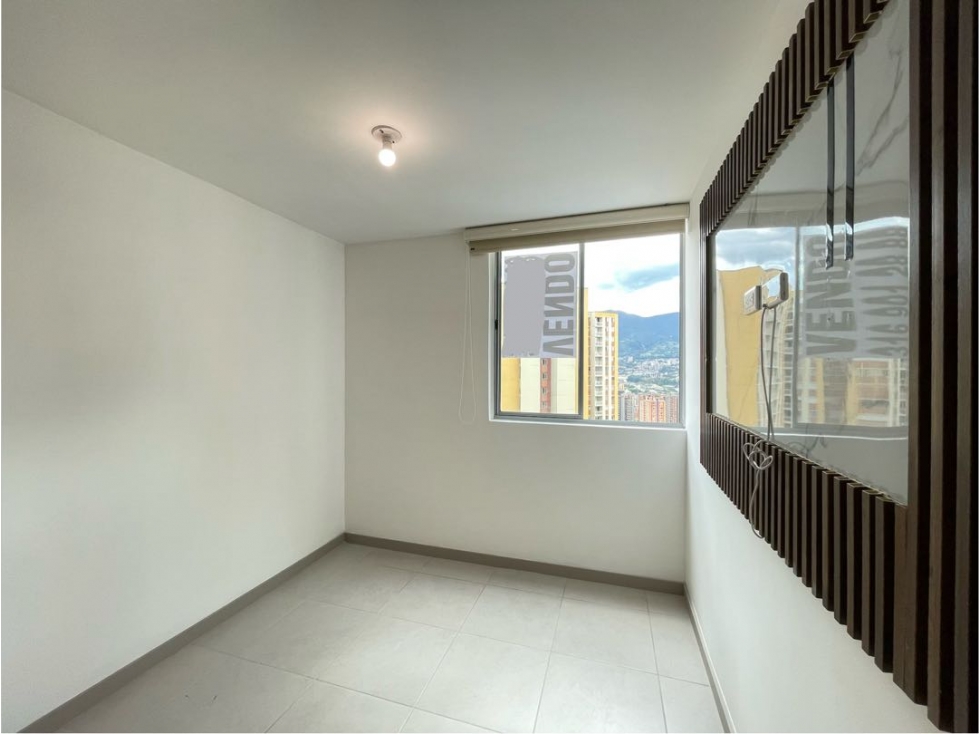 Apartamento en venta en La Cuenca, Envigado · foto 8 de 13