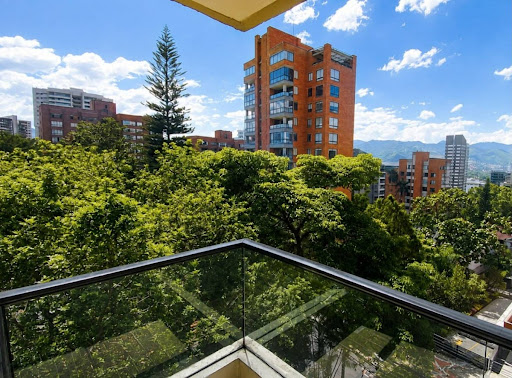 Apartamento en arriendo en Milla De Oro, Medellín · foto 7 de 18