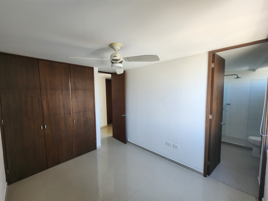 Apartamento en arriendo en Cr.La Castellana, Barranquilla · foto 5 de 24