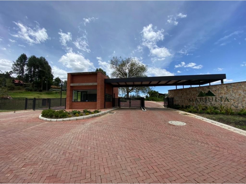 Land in Don diego (1883 m²) for Sale