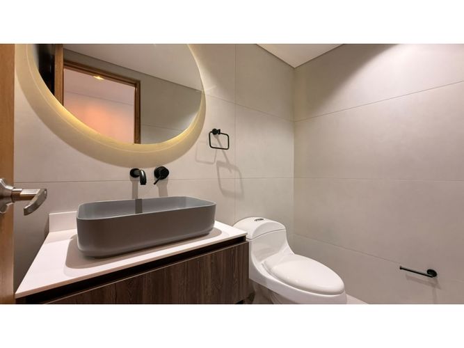 Apartamento de 4 alcobas en venta en El Diamante No. 2, Medellín, 178 m² · foto 9 de 19