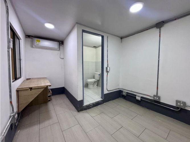 Bodega en arriendo en La Esmeralda, Itagüí, 420 m² · foto 6 de 10
