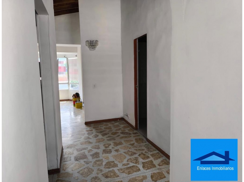 Apartamento en venta en Prado, Medellín · foto 3 de 19
