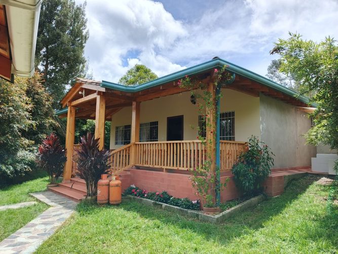 Finca en arriendo en Piedra Gorda, Medellín, 900 m² · foto 23 de 24