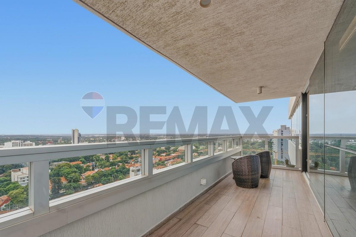 Departamento en Venta, Eminent Armani, 3 Dormitorios en Suite y 2 Cocheras - foto 1