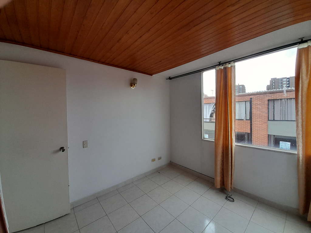 Apartamento en venta en Colina Campestre, Bogotá · foto 10 de 18