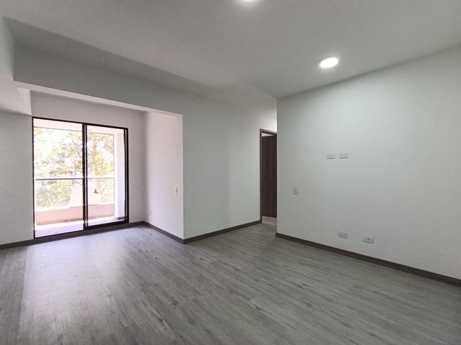 Apartamento de 3 alcobas en arriendo en San Diego, Medellín, 76 m² · foto 11 de 15