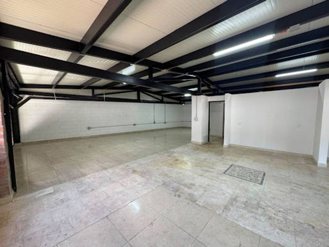 Bodega en arriendo en Ancon, La Estrella, 330 m² · foto 3 de 13
