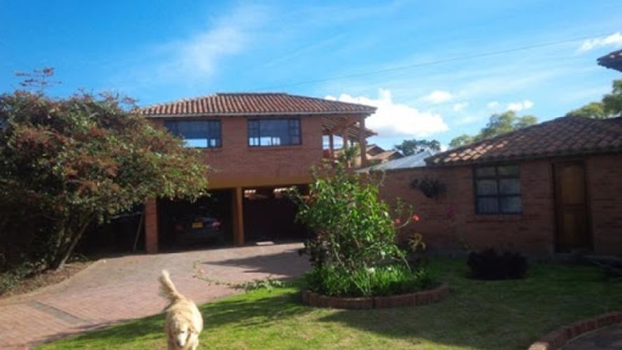 Casa en venta en La Estacion, Cajicá · foto 3 de 10
