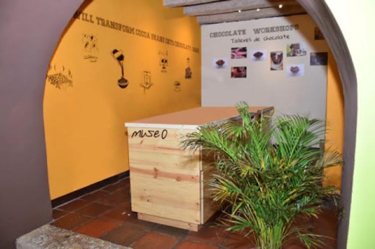 Casa de 3 alcobas en venta en El Centro, Cartagena, 556 m² · foto 8 de 10