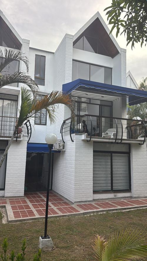 Casa de 4 alcobas en venta en Girardot, Girardot, 120 m² · foto 5 de 24