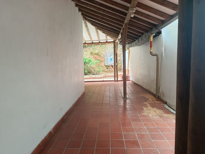 Finca en arriendo en Santa Elena, Medellín, 214 m² · foto 23 de 24